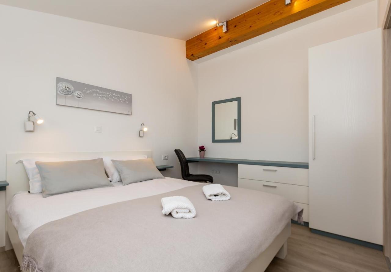 Apartments Krusec Пула Екстер'єр фото